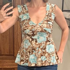 Woman’s polyester top